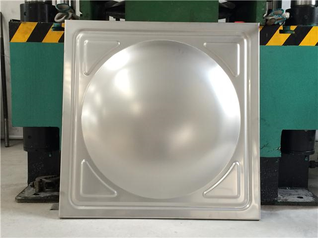 不锈钢水箱冲压板车间展示